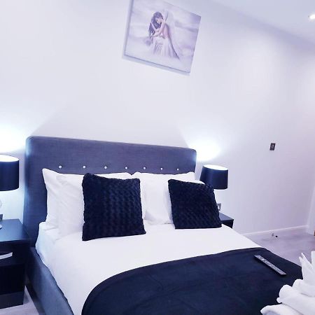 Z Home Apartments Leicester Exteriör bild